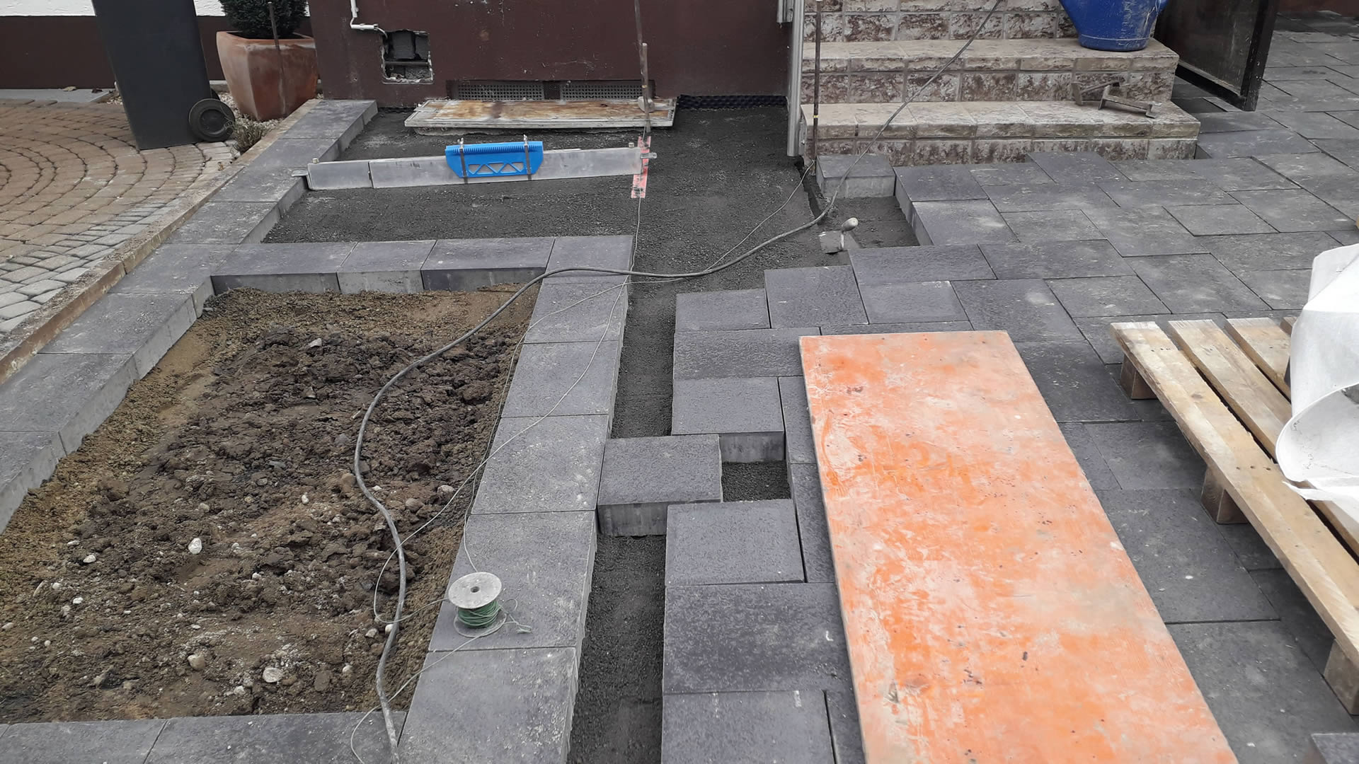 Kundenbeispiel Pflaster Brühl 202101 Garten und